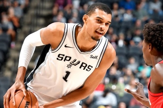 【悲報】身長226cmのフランス人、NBAをぶっ壊してしまうｗｗｗｗｗｗｗｗｗｗｗｗｗｗｗｗｗｗｗｗ