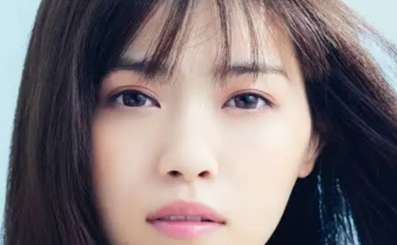 【悲報】西野七瀬「え？この格好でランウェイを歩くんですか？」