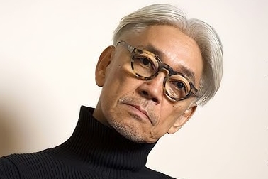 坂本龍一「ダウンタウンのお笑いって『どんくさい奴をイジメて何が悪い』ってことでしょ」