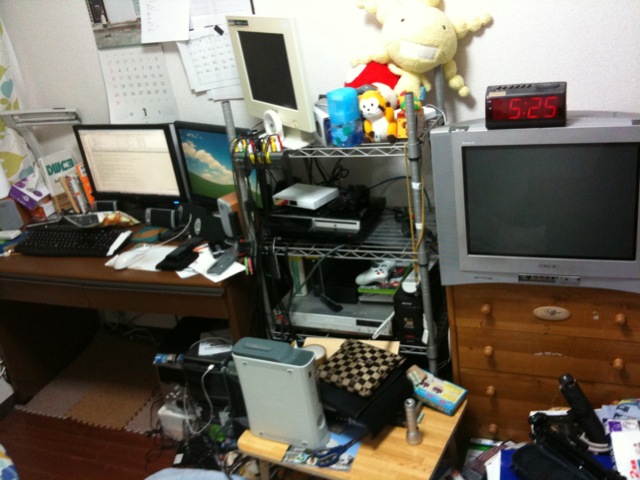 お前らの部屋のテレビの周り晒せ-061