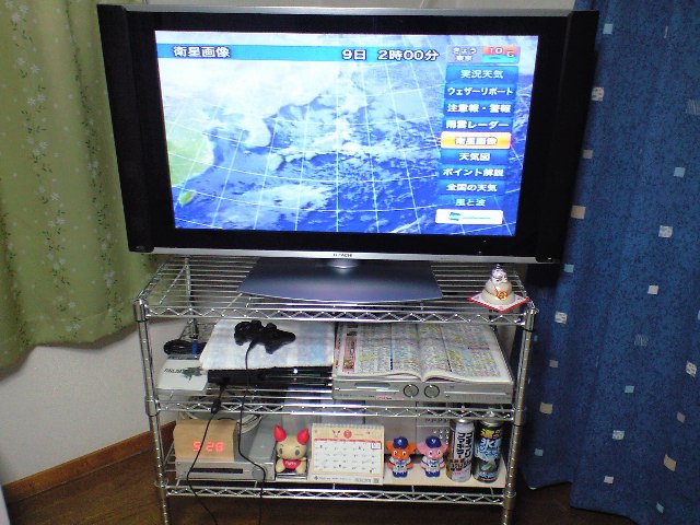 お前らの部屋のテレビの周り晒せ-070
