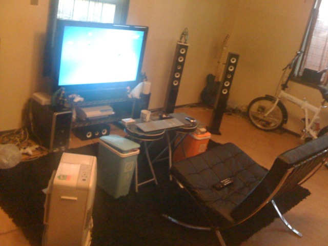 お前らの部屋のテレビの周り晒せ-287