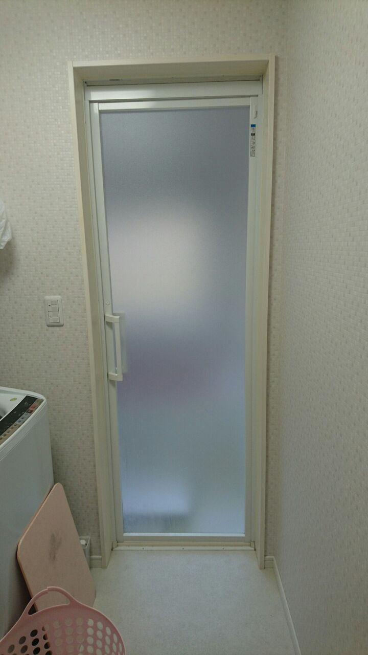 浴室ドアが開かない Amstec 株 の活動日記