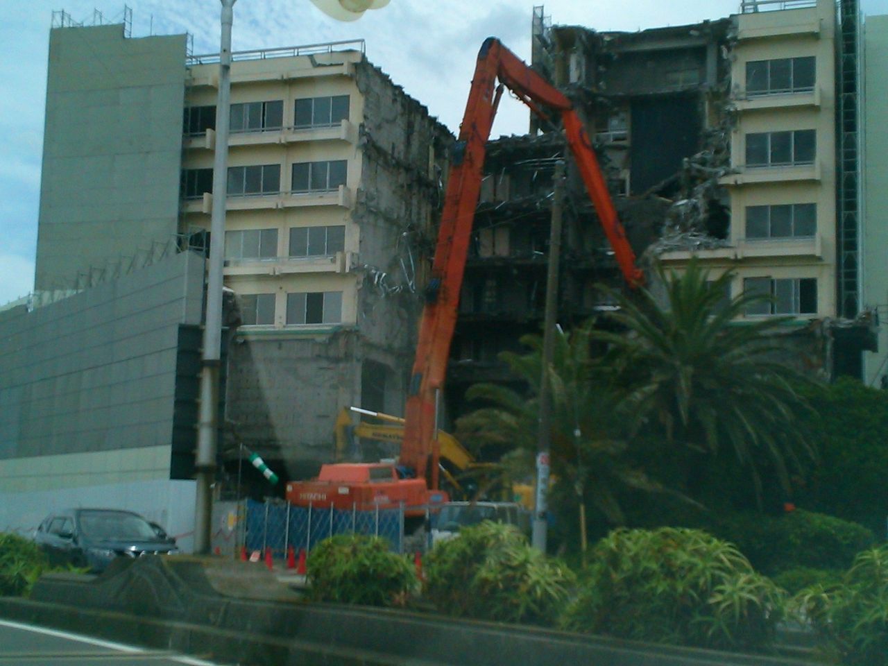 ホテル解体と廃墟 Amstec 株 の活動日記