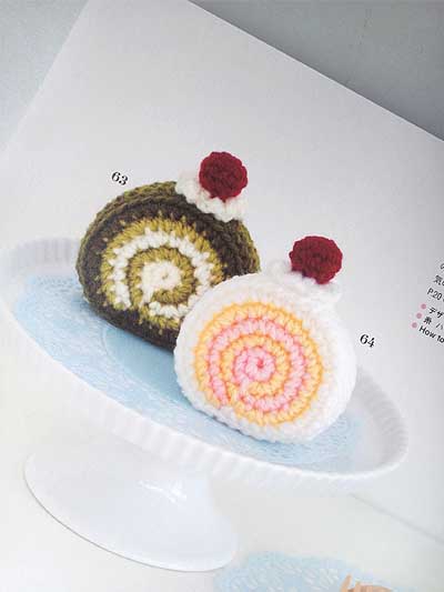 日本ヴォーグ社発刊「編んで楽しい！使って便利！かんたんかわいいエコ