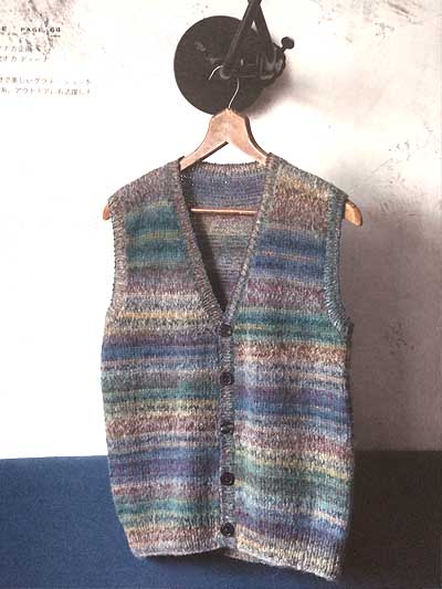 日本ヴォーグ社発刊 M L Llサイズで編める 毎日着たいメンズニット ブックレビュー後編 ハマナカが運営する 手編みと手芸の情報サイト あむゆーず のぶろぐ