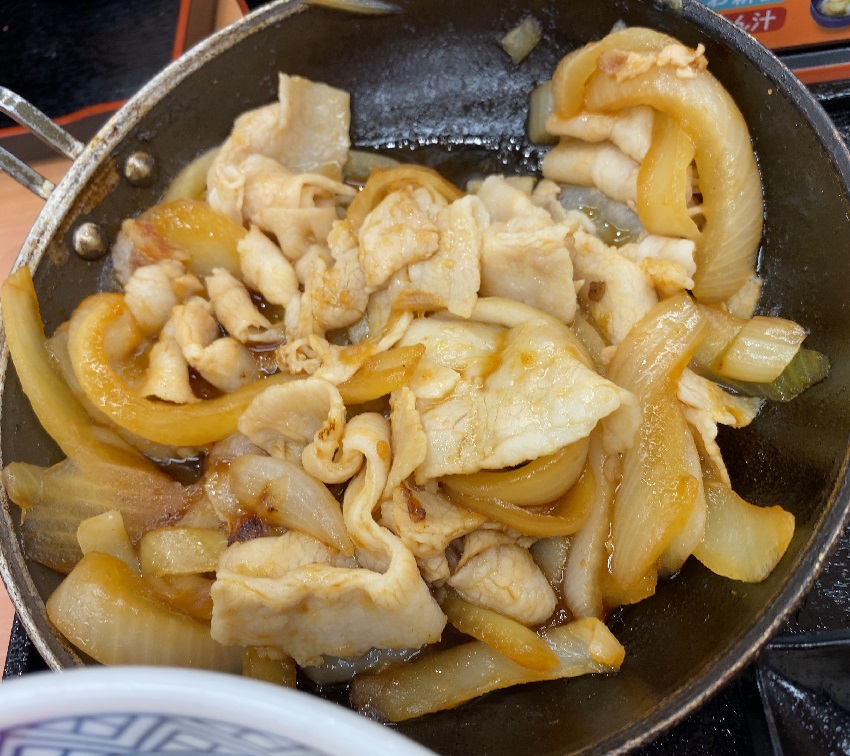 吉野家もご飯がおかわり出来て ガッツリ 牛皿 豚生姜焼き定食 食うなら書かねば Powered By ライブドアブログ