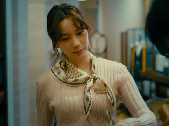 三次元 - 能年玲奈 ドラマのピッタリ衣装で胸に注目が集まる