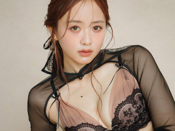 三次元 - 森香澄 ランジェリーモデルで妖艶な姿
