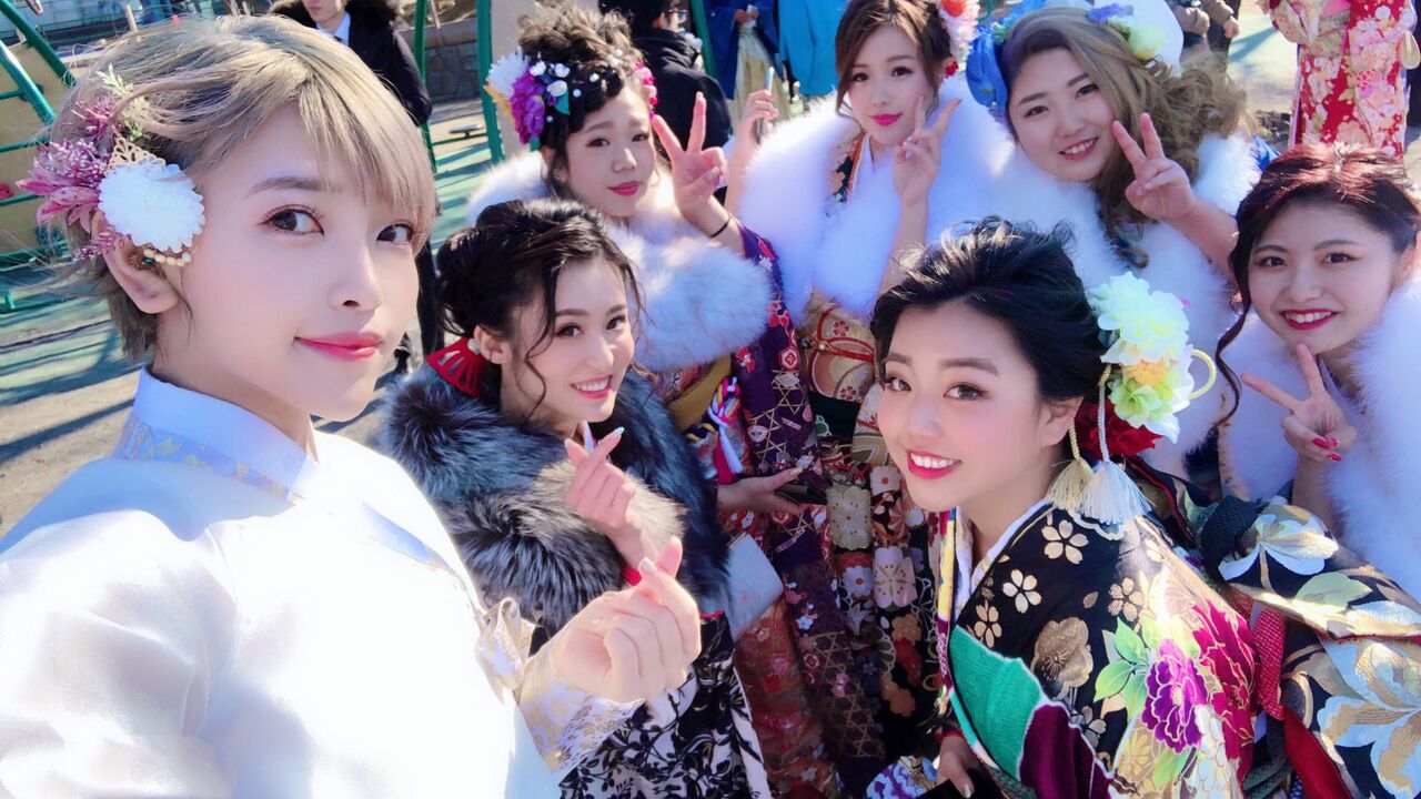 悲報 チマチョゴリで成人式に参加した在日韓国人さん 振袖陣営をオールキルしてしまう 世紀末タイムズ 悲報 チマチョゴリで成人式に参加した在日韓国人さん 振袖陣営をオールキルしてしまう 世紀末タイムズ