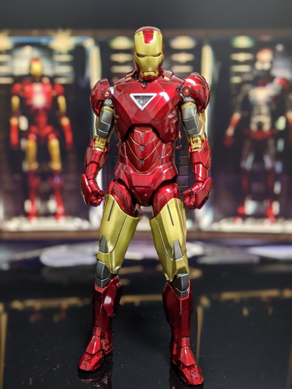 石見銀山 【美品】ZDTOYS アイアンマンMK3ライトアップ版&ホールオブ