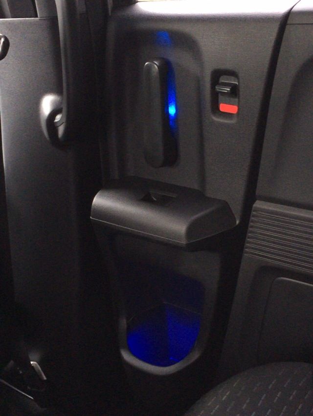 パワーウィンドウスイッチをled照明 アンビンバンコな４ストミニ