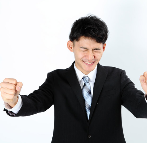 ガッツポーズのサラリーマン