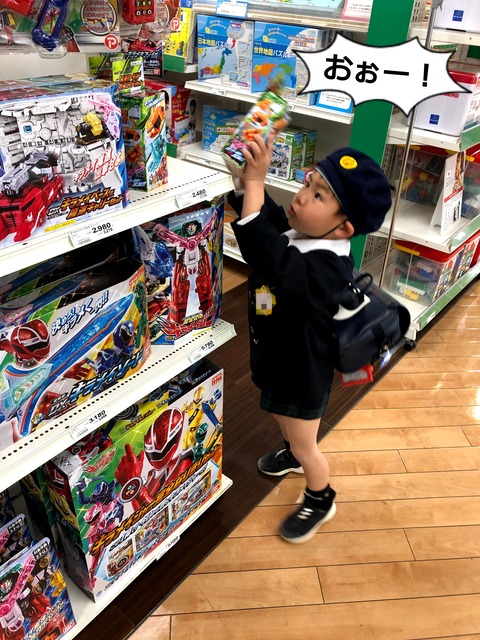 恐怖！　新シリーズスタート後のおもちゃ売り場。