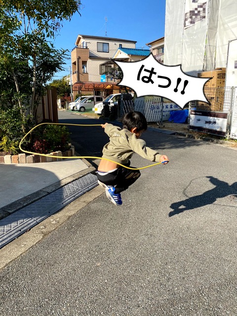 はっちゃんのなわとびでママも成長！