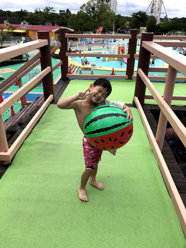 東条湖おもちゃ王国でプールと遊園地を満喫 とおちゃんと はっちゃん