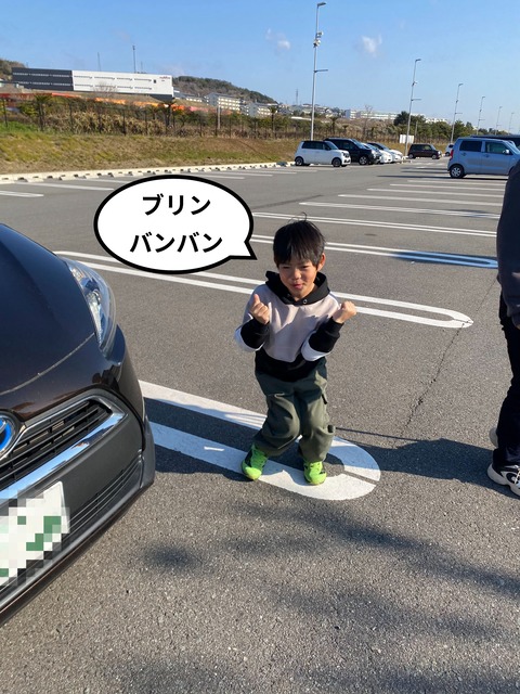 【１】貴重な平日休みを満喫！ 海辺の朝ご飯編