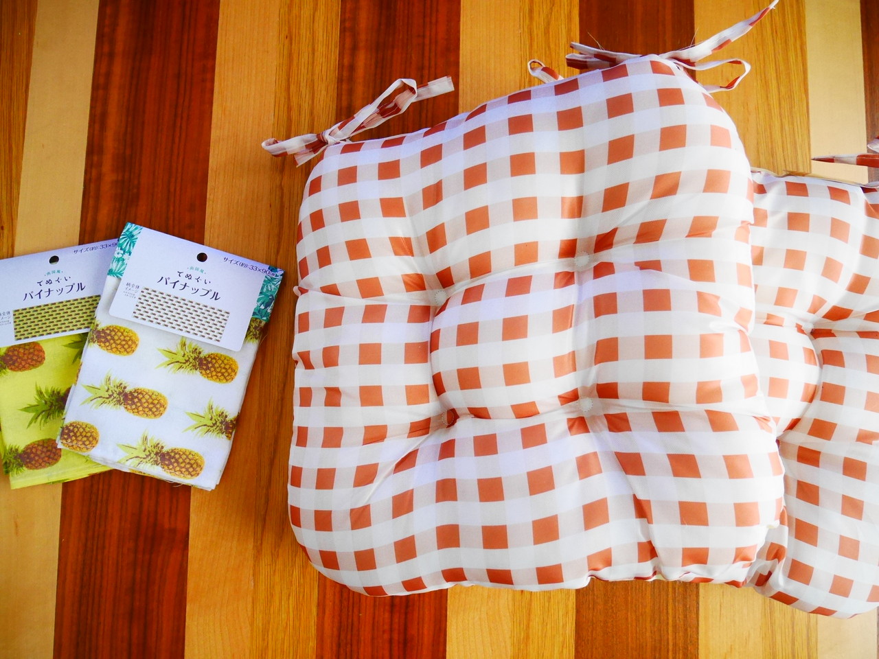 クッションが0円で出来上がり セリアの手ぬぐいでクッションの衣替え Handworks Relax Anさんのdiy リメイク 日々のこと Powered By ライブドアブログ クッションが0円で出来上がり セリアの手ぬぐいでクッションの衣替え Handworks Relax Anさんのdiy リメイク 日々のこと Powered By ライブドアブログ