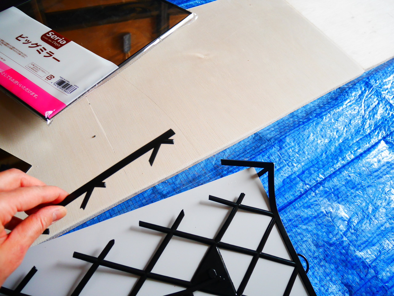 セリアの鏡を５枚使って姿見をdiy Handworks Relax Anさんのdiy リメイク 日々のこと Powered By ライブドアブログ