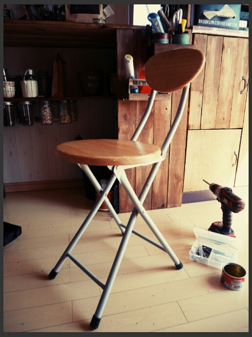 キッズ用豆イスをリメイクdiy ワイン木箱でストック収納 Handworks Relax Anさんのdiy リメイク 日々のこと Powered By ライブドアブログ
