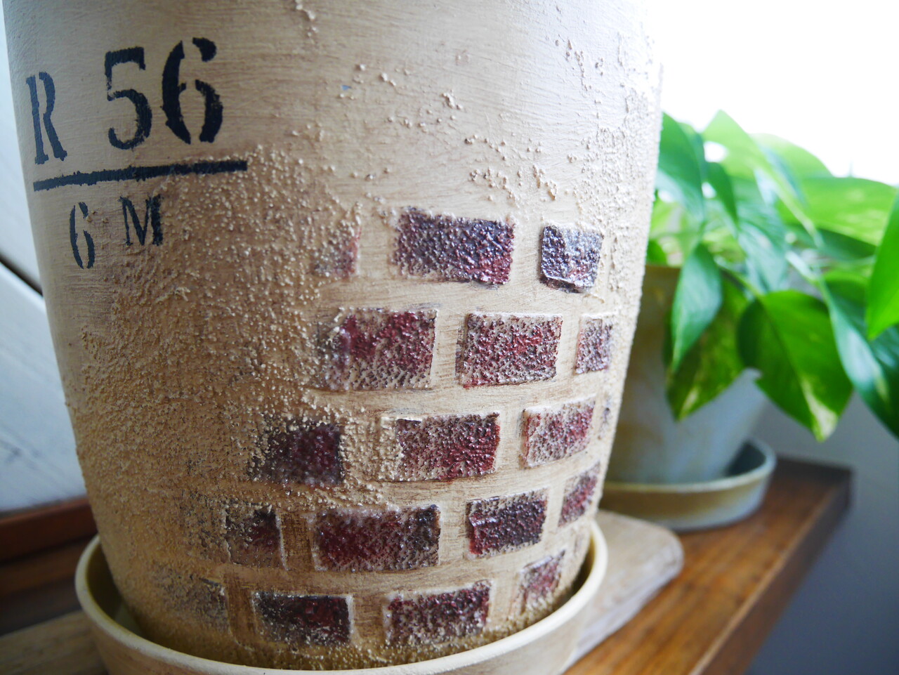 プラスチック鉢にターナー色彩 テクスチャーメディウム でモルタル造形 Handworks Relax Anさんのdiy リメイク 日々のこと Powered By ライブドアブログ