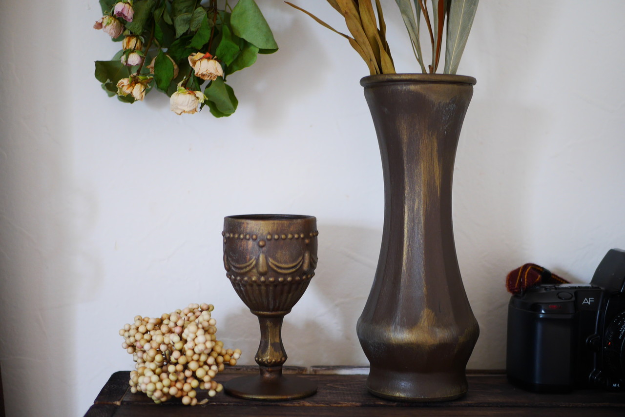 ダイソーのグラスや花瓶をアイアンペイントでアンティーク雑貨のようにリメイク Handworks Relax Anさんのdiy リメイク 日々のこと Powered By ライブドアブログ