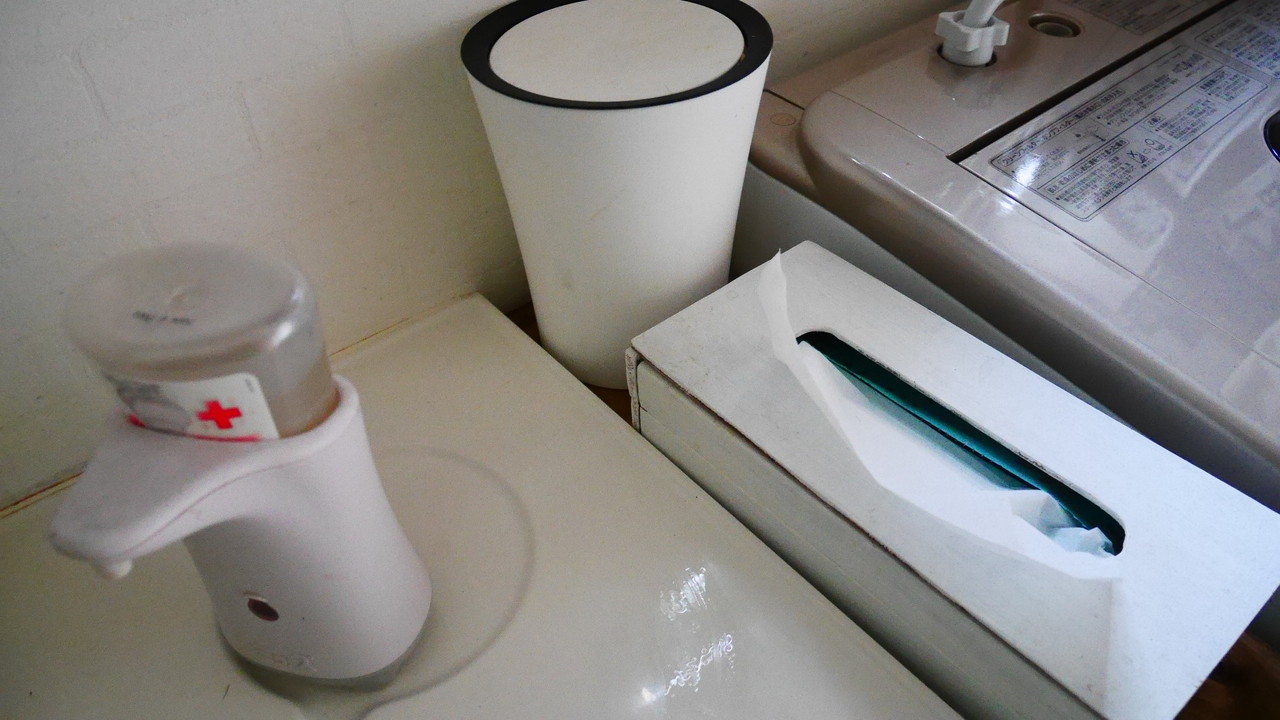 洗面所の壁にティッシュボックスケースを設置しました Handworks Relax Anさんのdiy リメイク 日々のこと Powered By ライブドアブログ