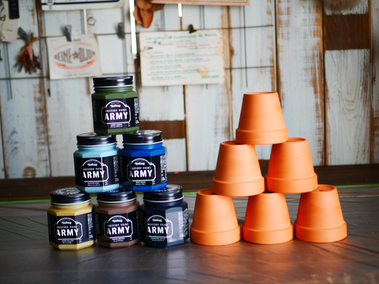 大人ミリタリーペイント 100均の素焼き鉢をミリタリー調にペイントdiy Handworks Relax Anさんのdiy リメイク 日々のこと Powered By ライブドアブログ