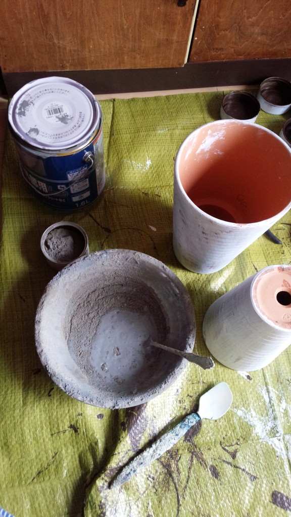 よくある素焼き鉢をモルタル風にリメイク Handworks Relax Anさんのdiy リメイク 日々のこと Powered By ライブドアブログ