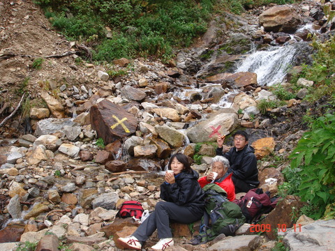 09_10_jone097
