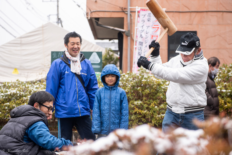 高根木戸中央通り商店会の餅つき2019_10