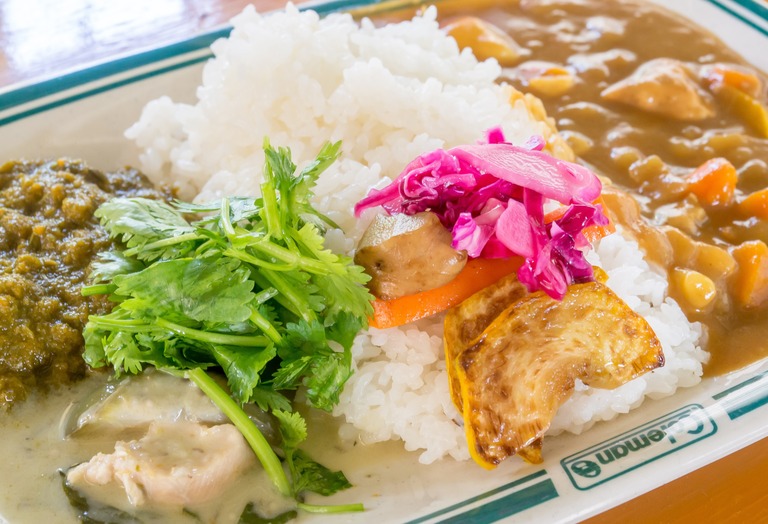 山田農場の一年・7月‐3(カレー全部のせ)