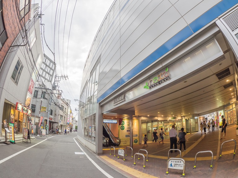 京成西船橋駅から徒歩10秒