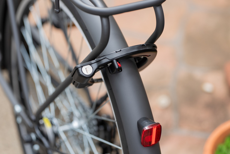 あさひ自転車_ボールドライン27.5インチ_後輪シリンダー錠