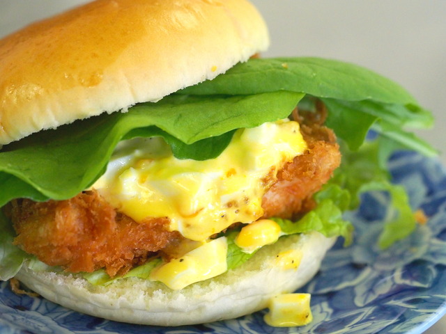 ボラのフィッシュバーガー