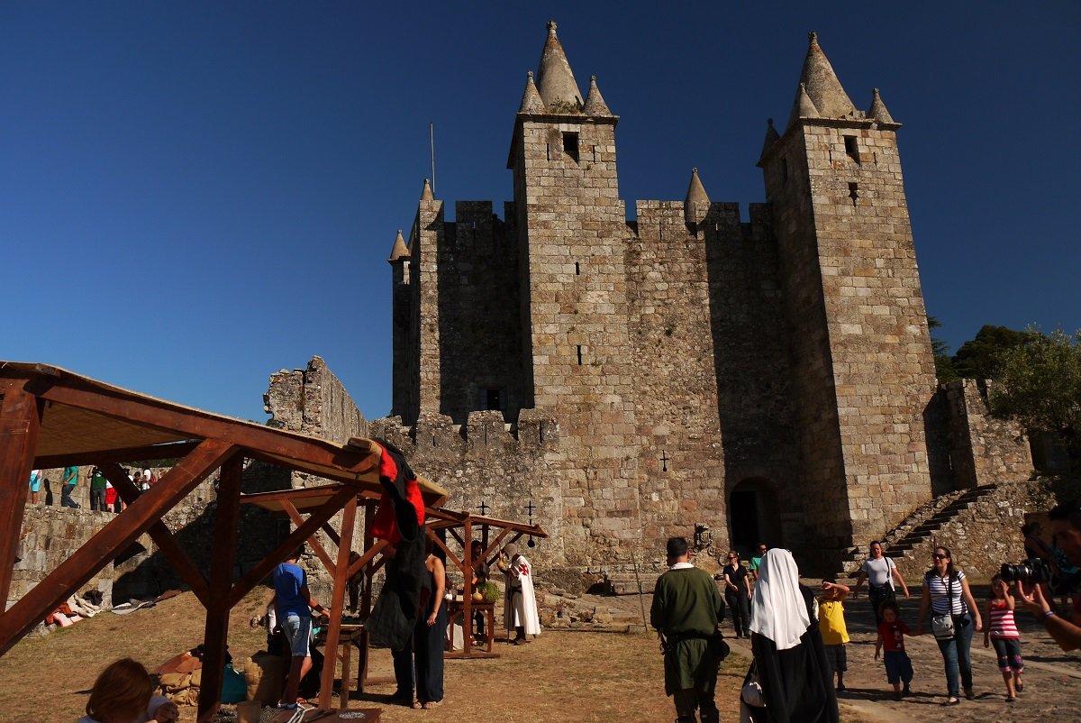 ビバ 中世祭り ８ お城の中ではこんなこと Bonito ぽるとがる ポルトガルのカワイイコトー