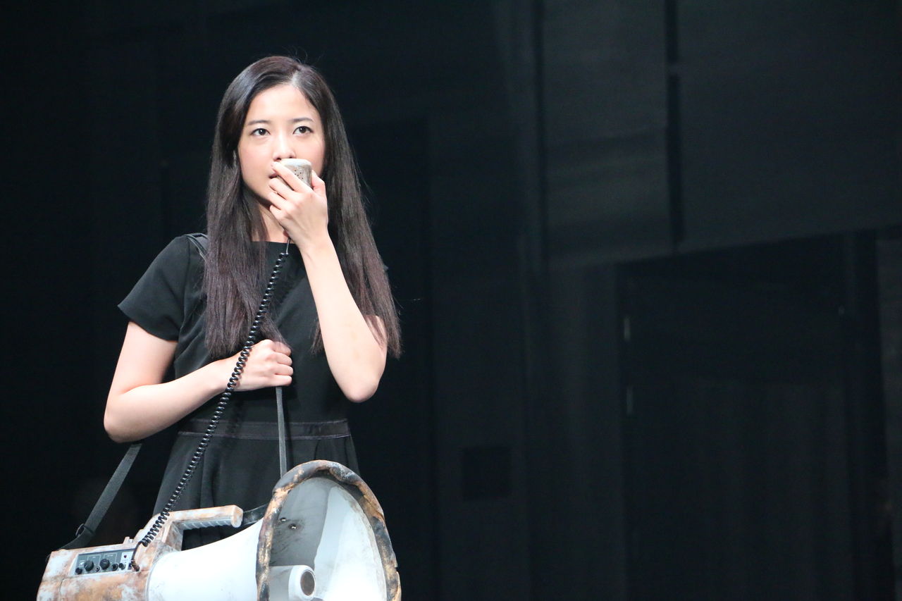 Report】 「大逆走」をフォトコールで一部公開、初舞台の吉高由里子は