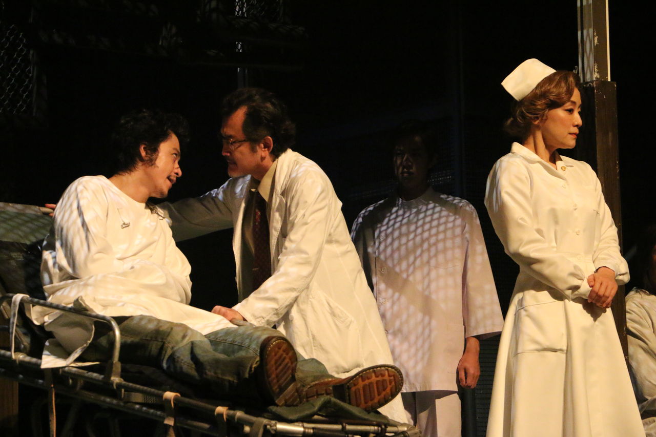 Report カッコーの巣の上で 舞台版が小栗旬主演で開幕 14 Seven Hearts Report カッコーの巣の上で 舞台版が小栗旬主演で開幕 14 Seven Hearts