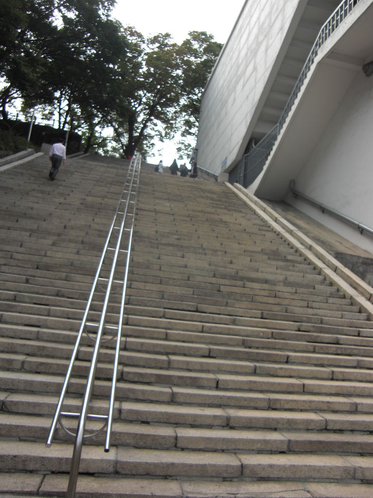 南山タワー 南山公園 キムサムスン階段 同じ空の下にいられることを