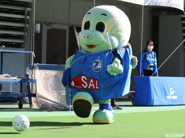 Gekisaka_328568-328568-fl_1