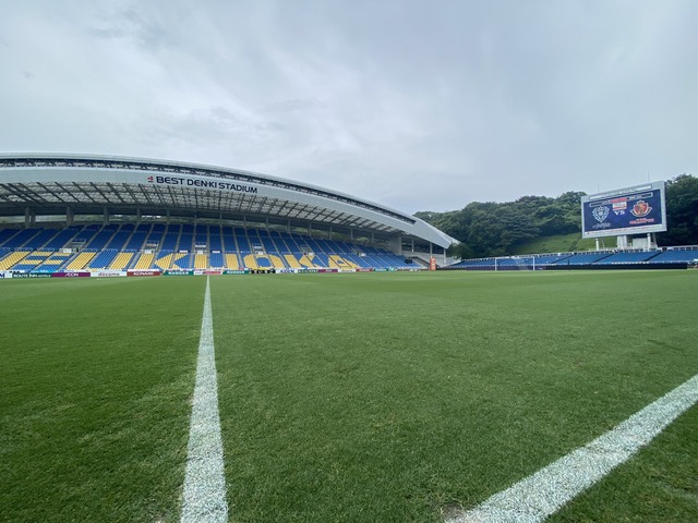 アビスパ福岡 ベスト電器スタジアム 前節g大阪戦 4 266人 今節名古屋戦 5 556人 とホームゲーム観客動員が引き続き低迷 Jとfの歩き方
