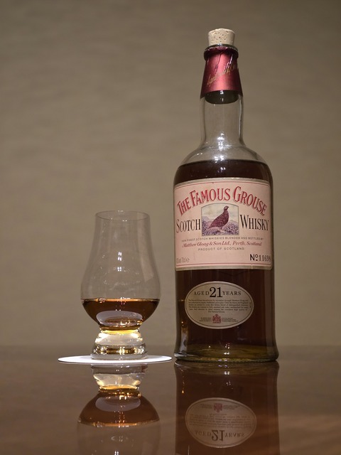 FAMOUS GROUSE　フェイマス グラウス21年 　古酒ウイスキー 1220ff8e-s.jpg