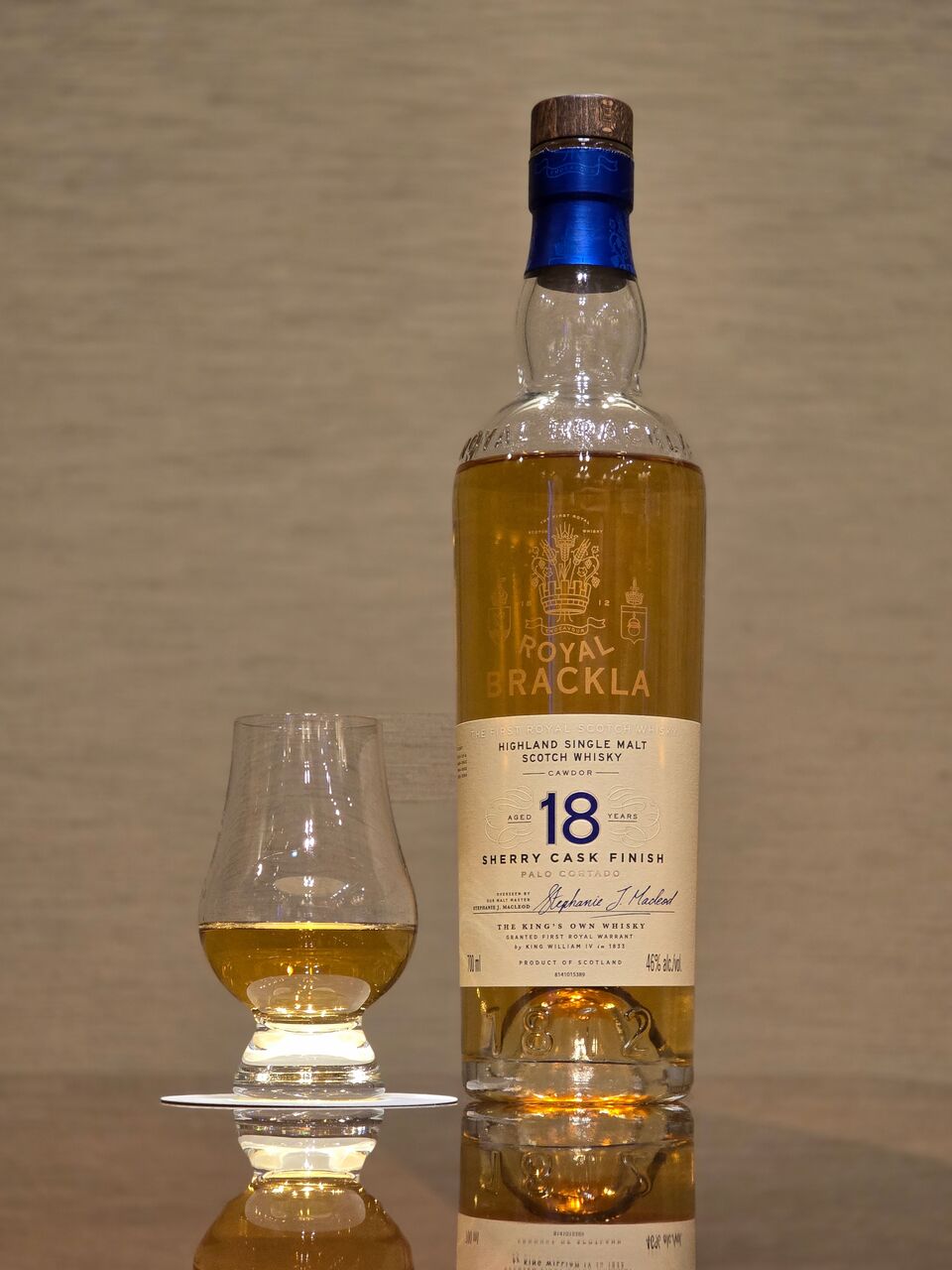 ロイヤルブラックラ18年 ニート！ : ウイスキーおじさんのバックバー