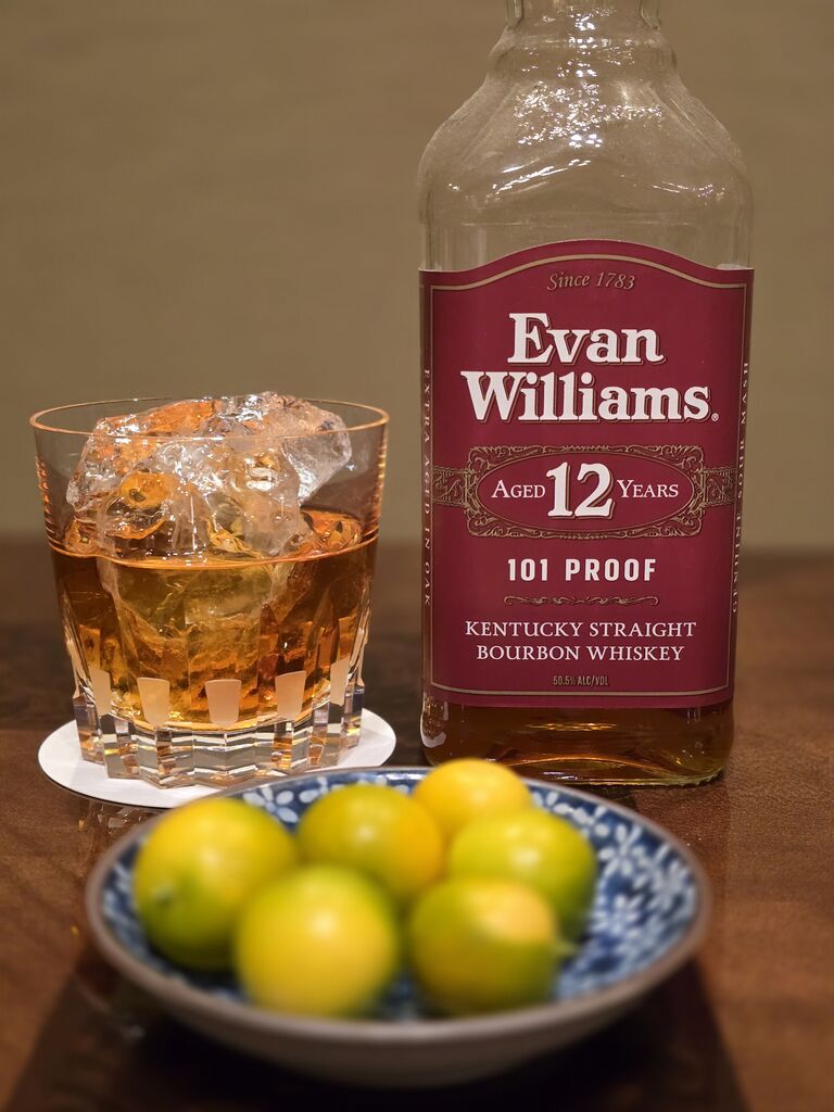 エヴァンウィリアムス 12年 101proof ロック！ : ウイスキーおじさんの