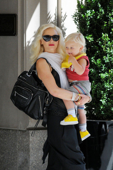 Gwen+Stefani+Shoulder+Bags+Leather+Shoulder+gEJR73xw9Apl