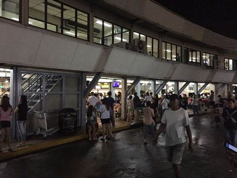マニラ空港 (2)