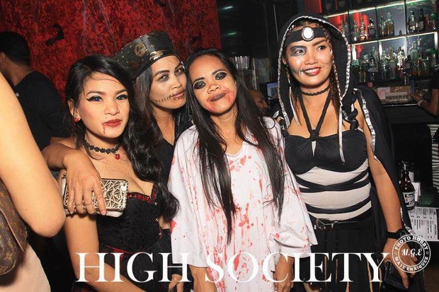 halloween-costume-party (3)