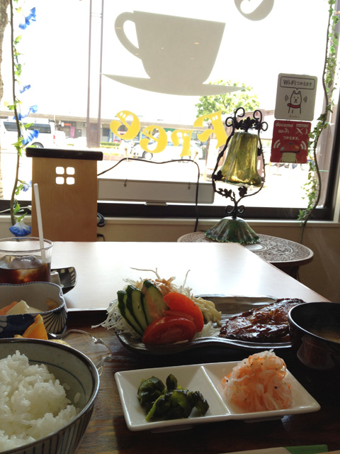 鯖江駅の喫茶店にて昼食