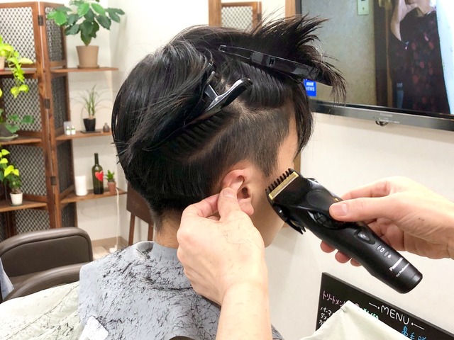 理容店・ヘアサロン｜バリカンで刈り上げ