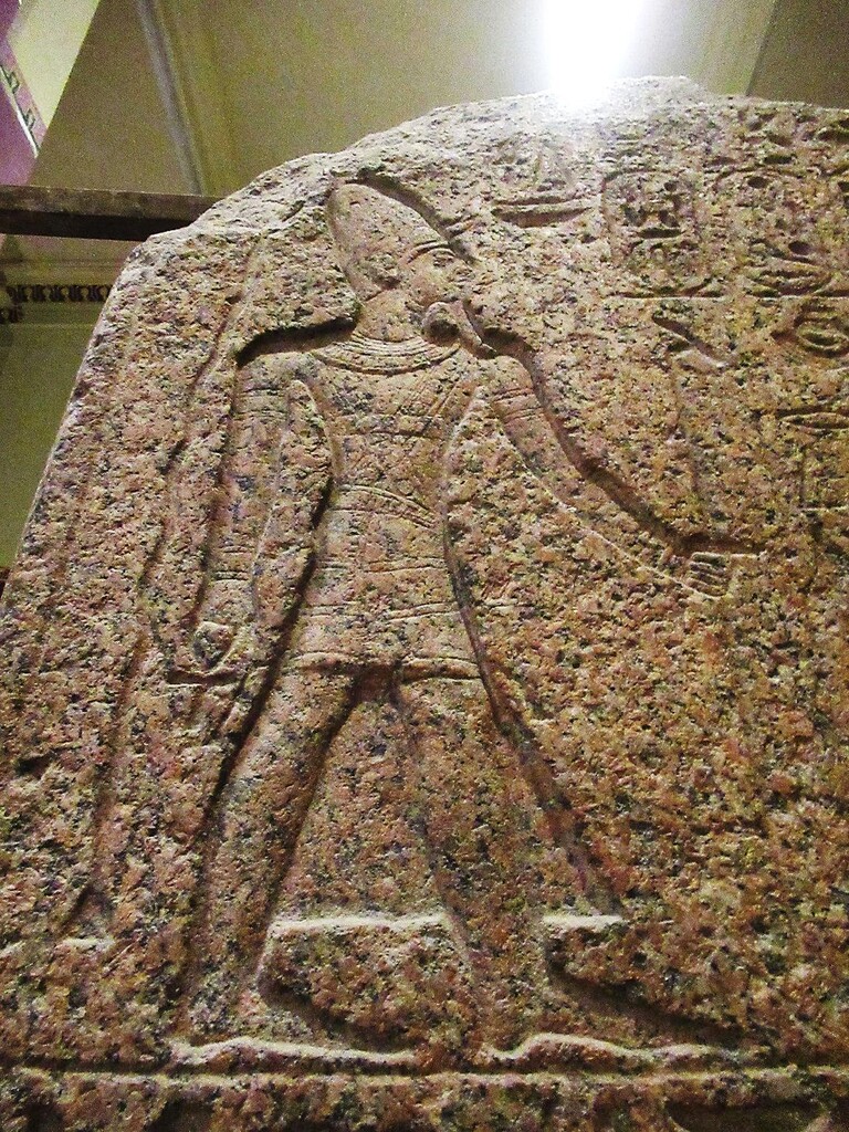 エジプト考古学博物館~タニス出土の400年記念碑~ : カイロ エジプト考古学博物館~タニス出土の400年記念碑~ : カイロ